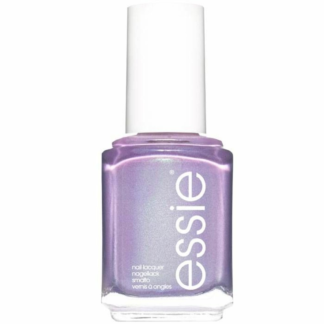 Syrenlila nagellack från Essie
