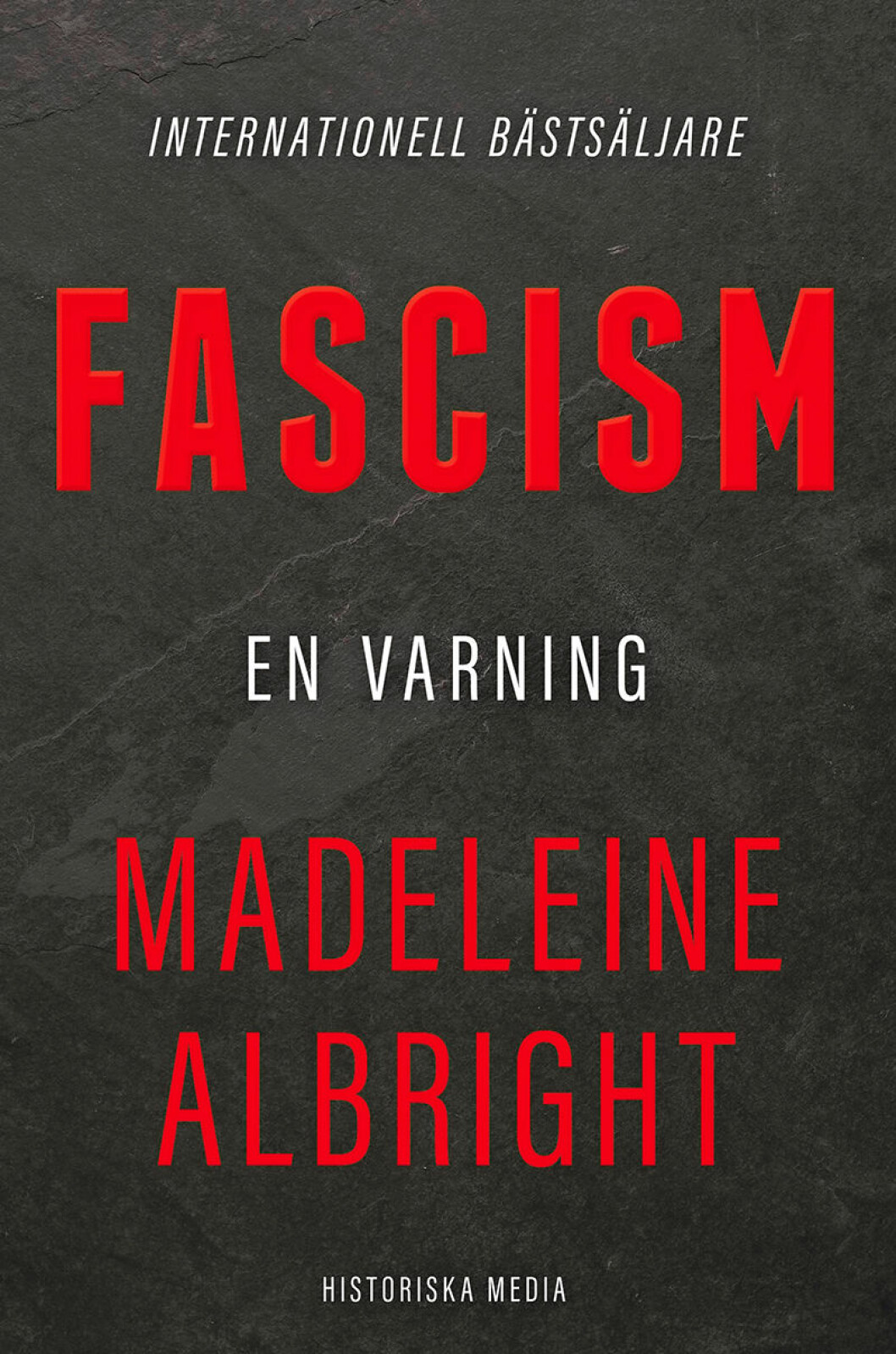 En legendarisk politiker berättar nu om sin egen uppväxt. fascism en varning bok