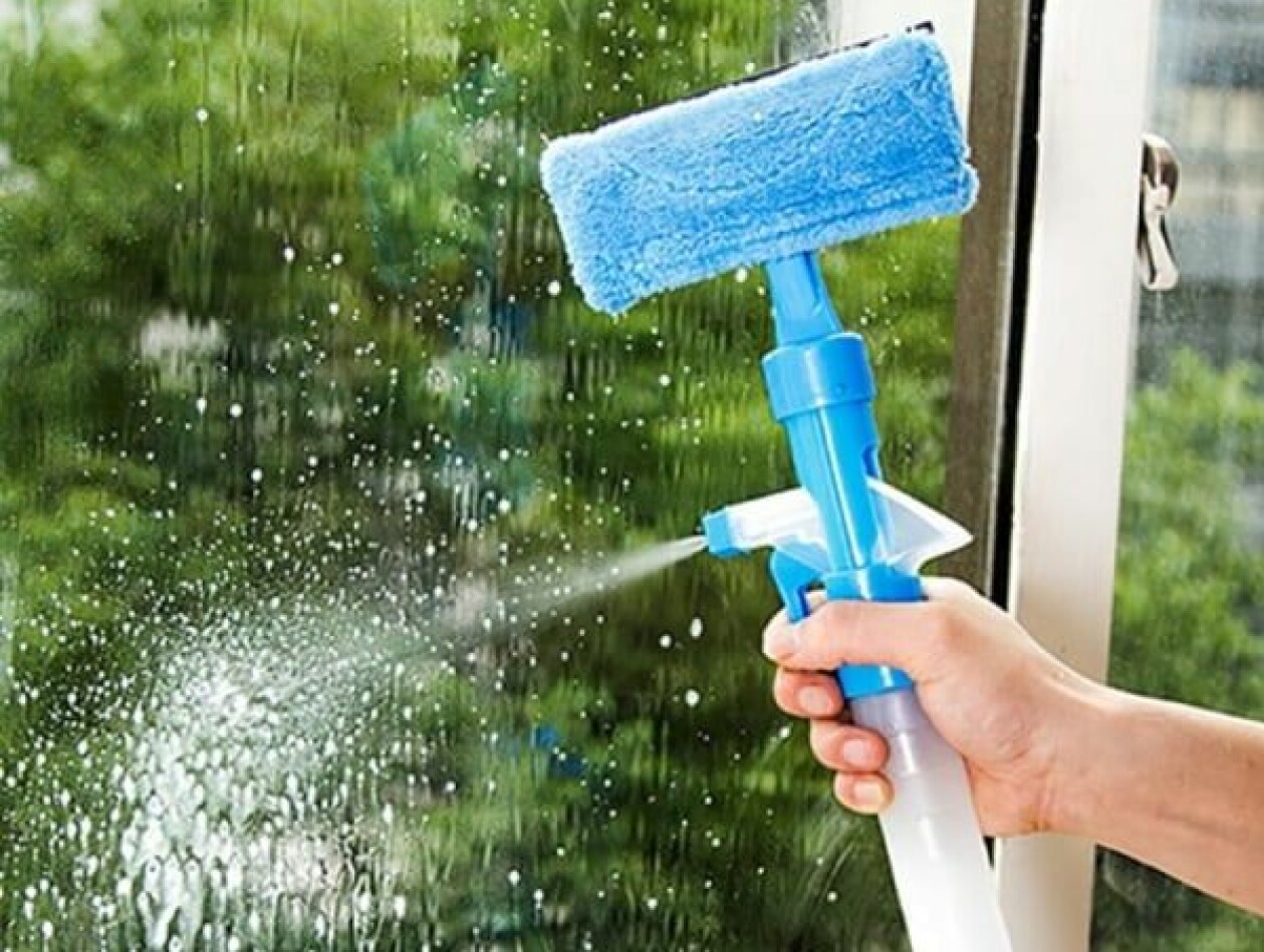 Fönsterputs med spray
