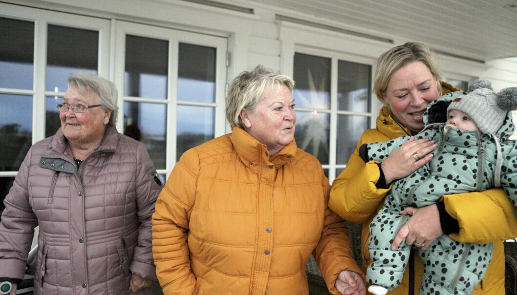 Gunvor Andersson med sin dotter Lisbeth Kinnervall, hennes dotter Heléne Kinnervall och hennes dotterdotter Zoe Storm.