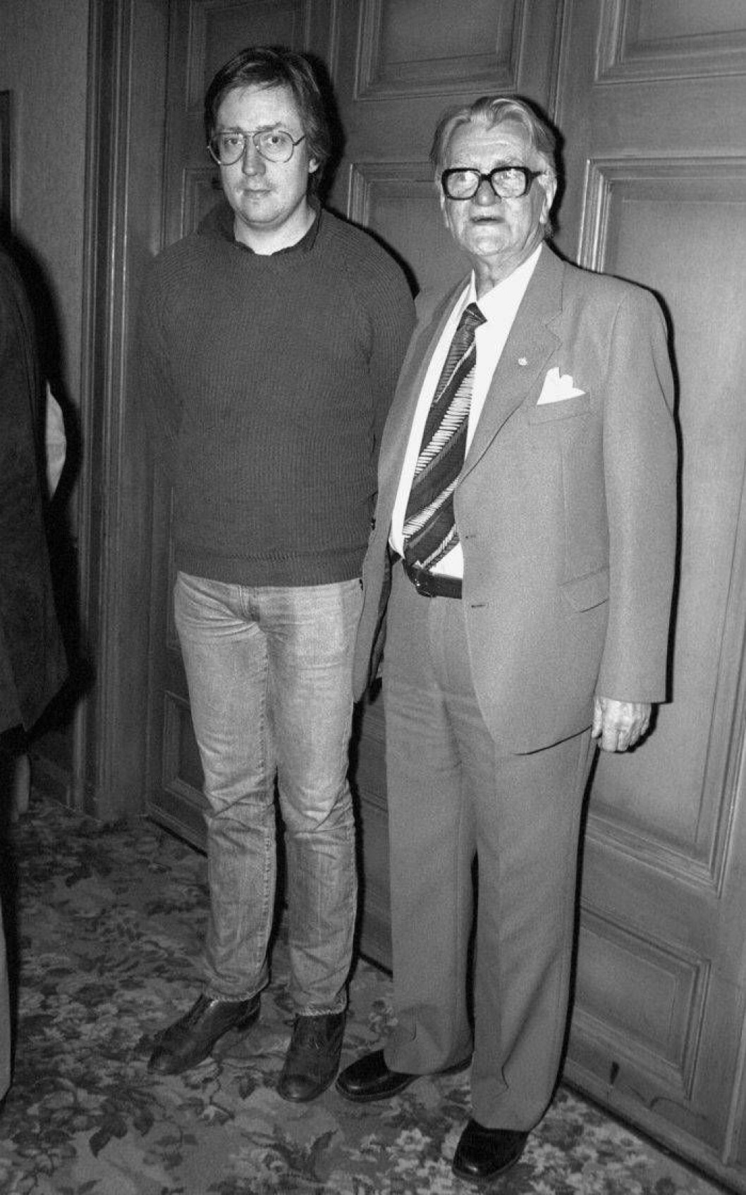 Leif GW Persson och Kjell Stensson på kongress för Deckarförfattare 1982. Foto: IBL Leif GW Persson och Kjell Stensson på kongress för Deckarförfattare 1982.