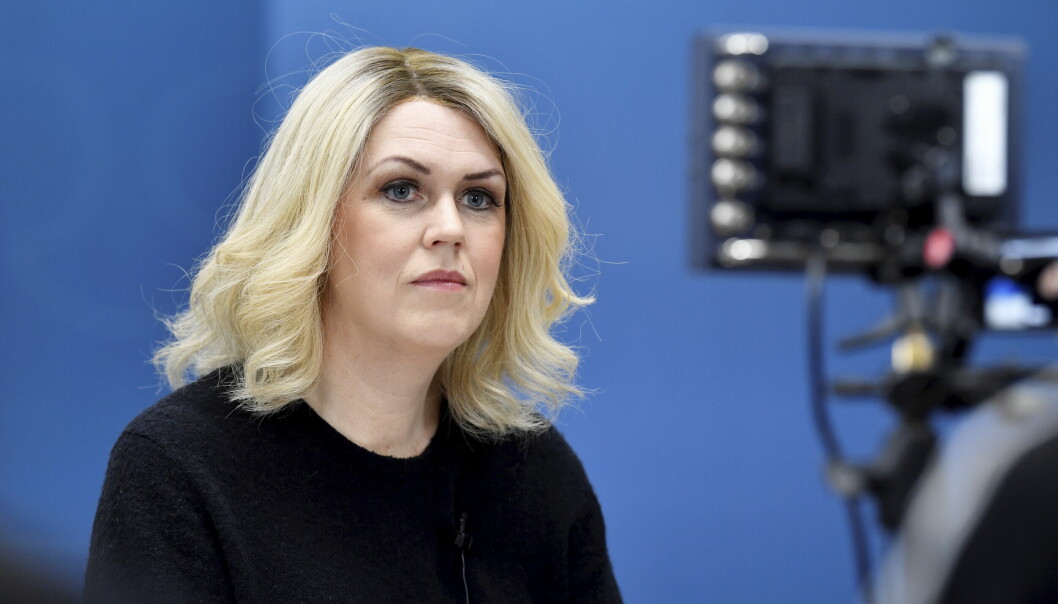 Socialminister Lena Hallengren presenterade Lex Lilla hjärtat. Fem förslag till lagändringar tänkta att träda i kraft sommaren 2022. Socialminister Lena Hallengren