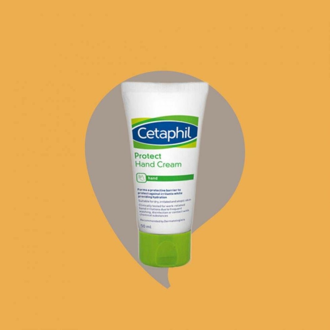 Cetaphil återfuktande handkräm med vatten.