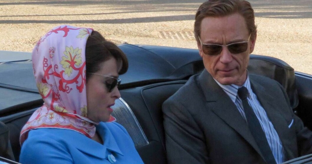 Helena Bonham Carter som prinsessan Margaret och Ben Daniels som Lord Snowdon i tredje säsongen av Netflix <em>The Crown</em>. Foto: Splash News/TT Helena Bonham Carter som prinsessan Margaret och Ben Daniels som Lord Snowdon i tredje säsongen av Netflix The Crown.