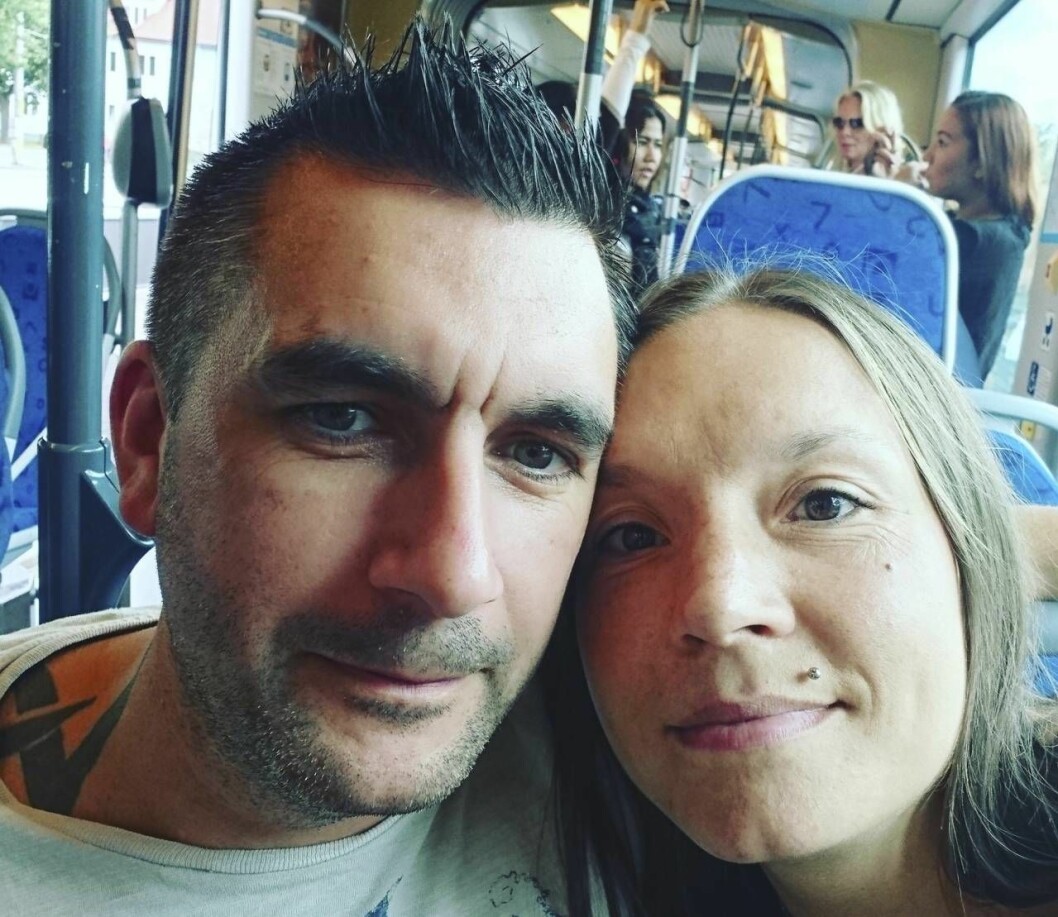 Benny och Carolina kompletterade varandra, han var det stora lugnet och hon mer intensiv. Foto: Privat Carolina och Benny innan olyckan