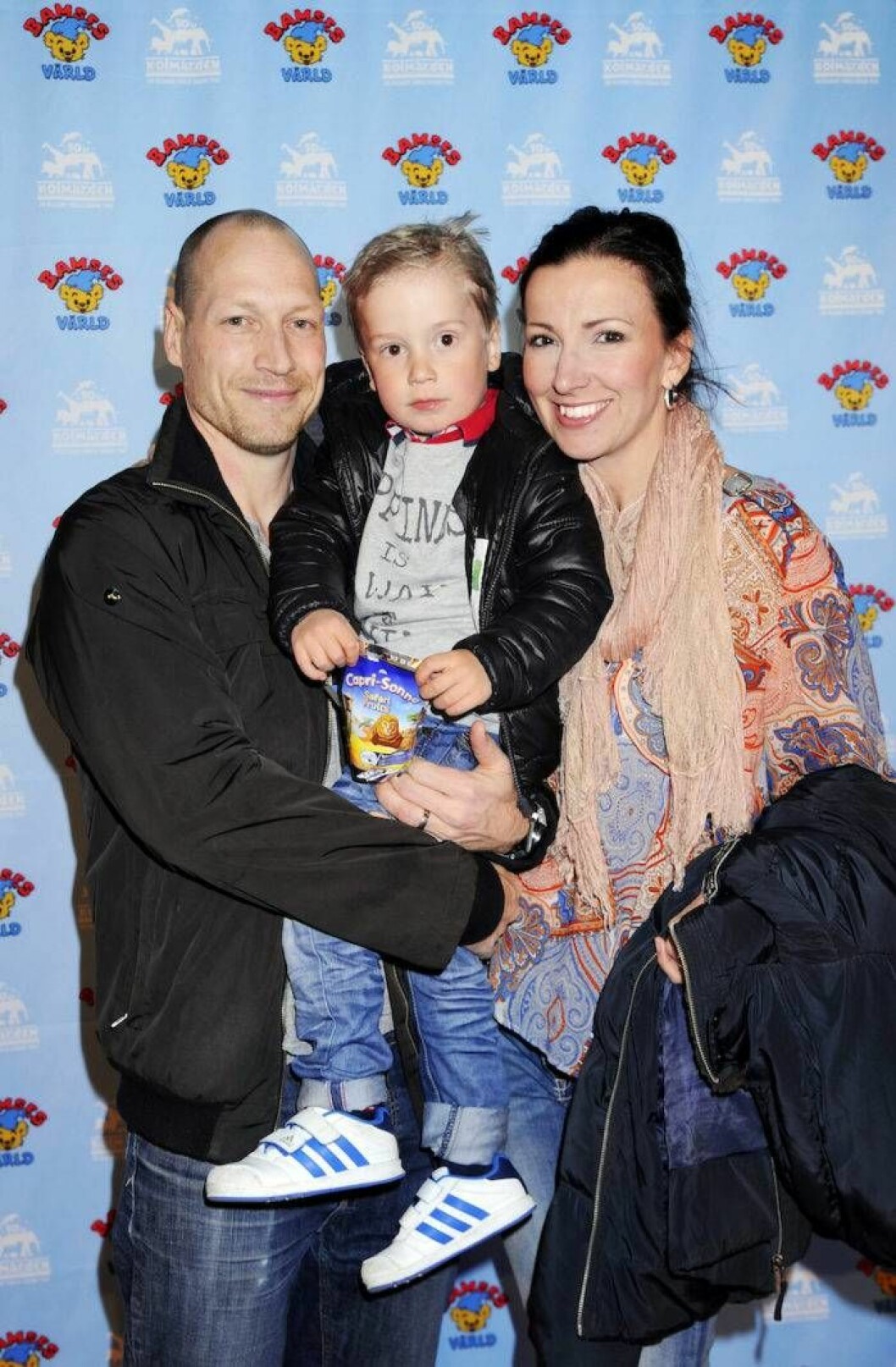 Sonja med maken Jörgen Aldén och sonen Teddy.