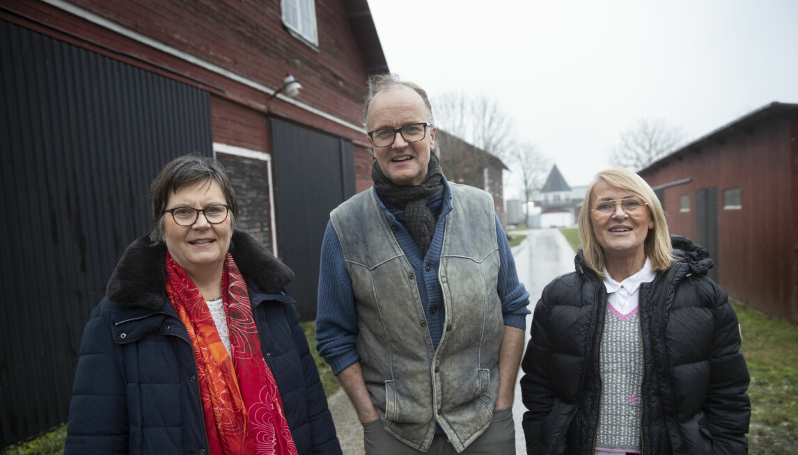Idag trivs alla tre med att bo tillsamman på gården Stafva. Inger och Patrik till vänster som äkta par, och Ann, till höger, har en egen bostad i en separat del av huset. Idag lever Patrik tillsammans med sin exfru Ann och nuvarande fru Inger.