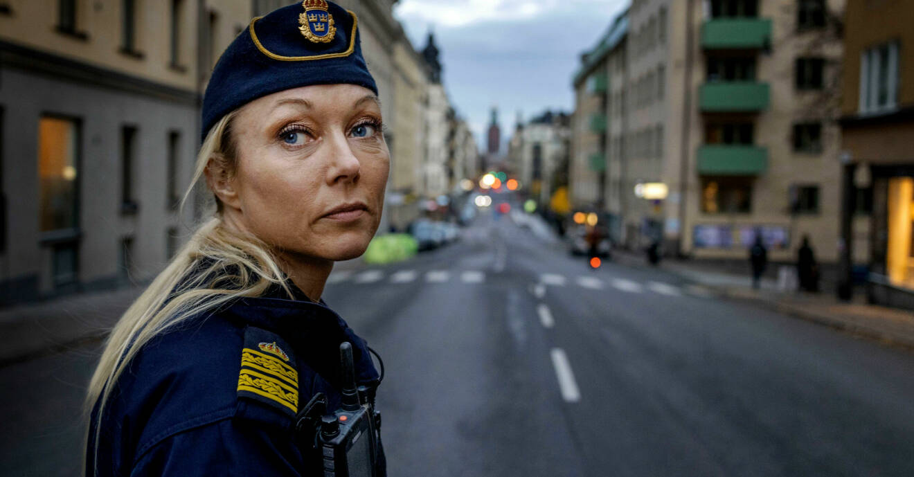 Linda H Staaf i polisuniform i Stockholm.
