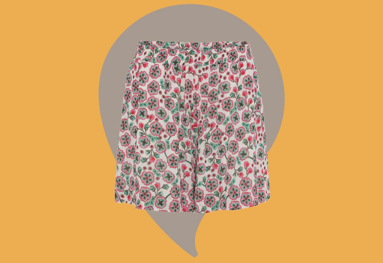 Blommiga shorts