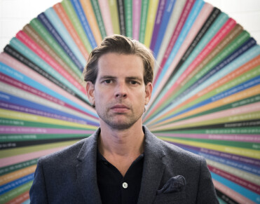 Alex Schulman. Foto: Henrik Montgomery/TT Alex Schulman inför publiceringen av boken Bränn alla mina brev.