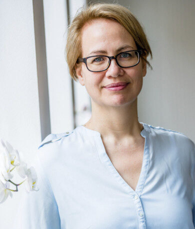 Kerstin Jeding är psykolog vid Stressmottagningen i Stockholm. Porträtt av Kerstin Jeding.