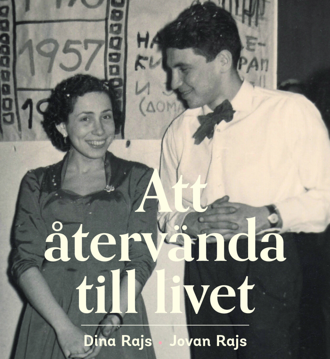 I boken Att återvända till livet, 2018, berättar paret om sina förfärliga upplevelser och om hur de lyckats leva vidare. <i>Bokomslag: Natur & Kultur.</i>