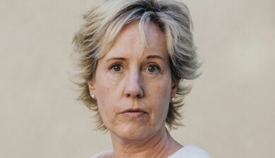 Åsa Kruse är psykolog och har skrivit boken <i>Att sätta gränser för sig själv och andra</i> (Natur & Kultur). Porträtt av författaren Åsa Kruse.