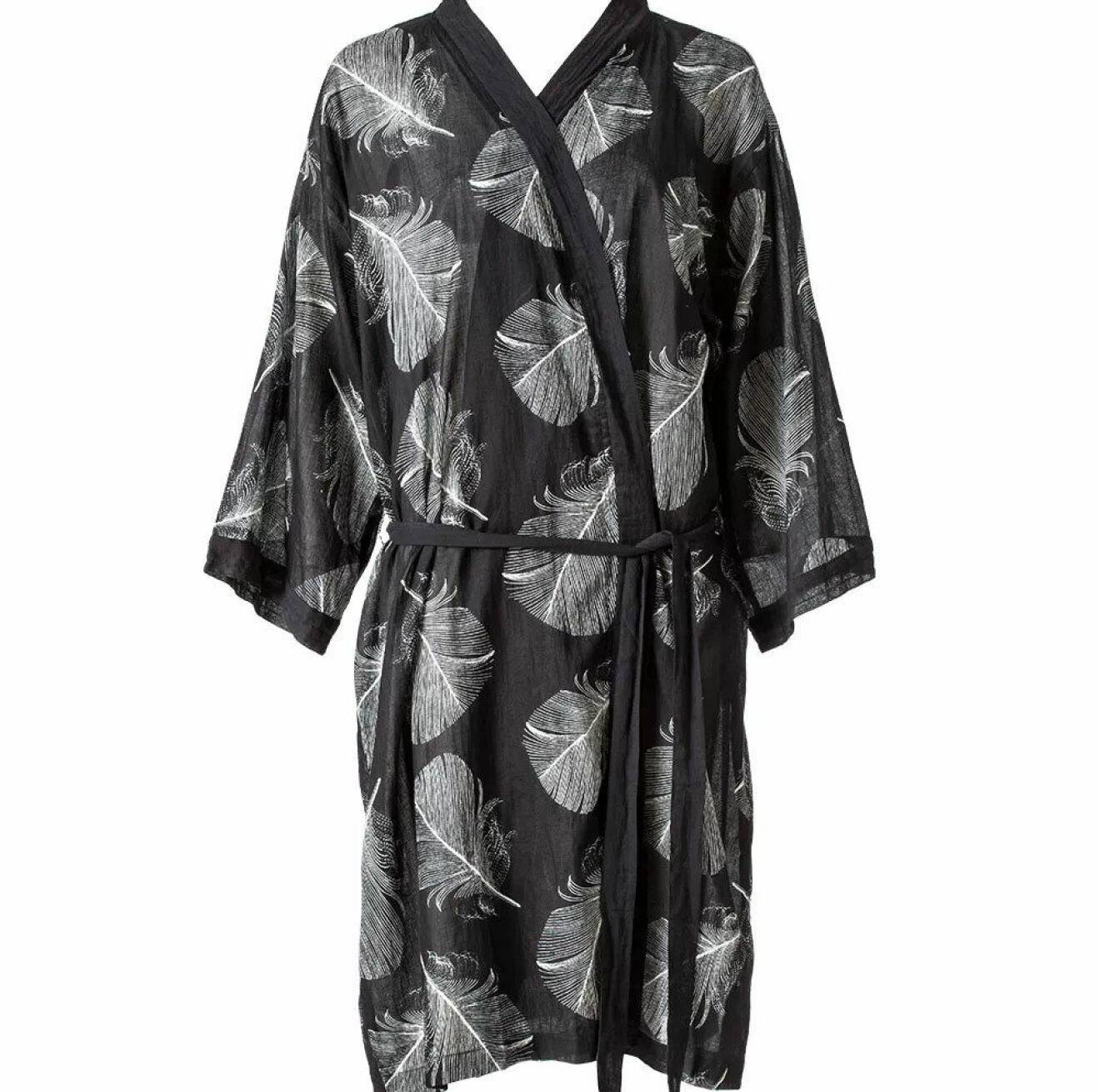Svart kimono från Tina Tunika