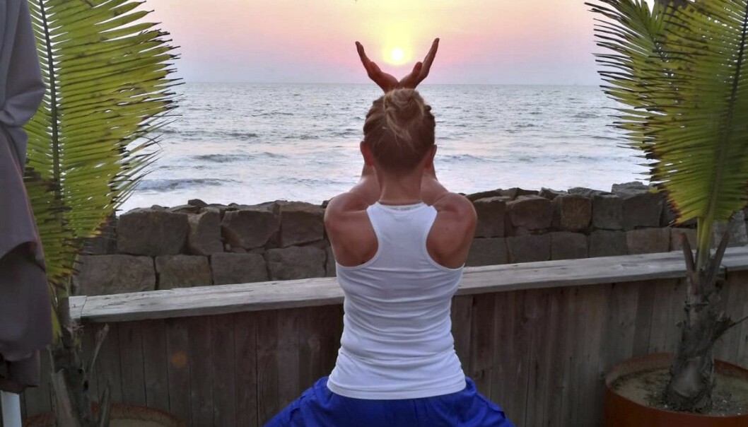 Det handlar om att jobba med sig själv på energinivå. Allt helande handlar om det. Att använda den inneboende läkningsförmågan som alla har, anser Joanna. Foto: Privat Joanna blev utbränd men hittade tillbaka till en bra tillvaro.