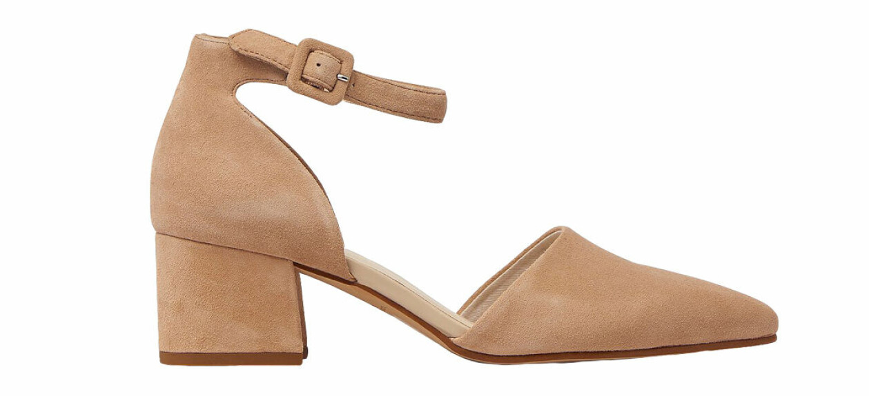 Beige mockapumps med ankelrem, från Vagabond