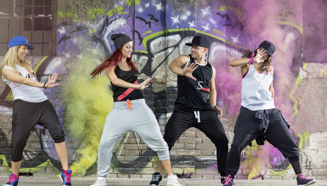 Variationen är stor inom hip hop. Grupp som dansar hip hop