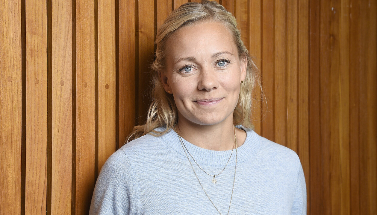 Frida Hansdotter har skidåkningen i blodet. Foto: Karin Törnblom/TT Frida Hansdotter fotograferad i samband med presentationen av deltagarna i Mästarnas mästare 2020.