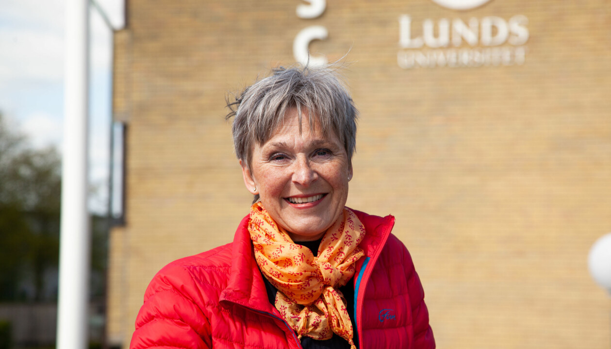 Gunnel Edgren läser första terminen på sjuksköterskeprogrammet vid Lunds universitet. Foto: Minna Wallén-Widung Gunnel Edgren framför Lunds universitet.