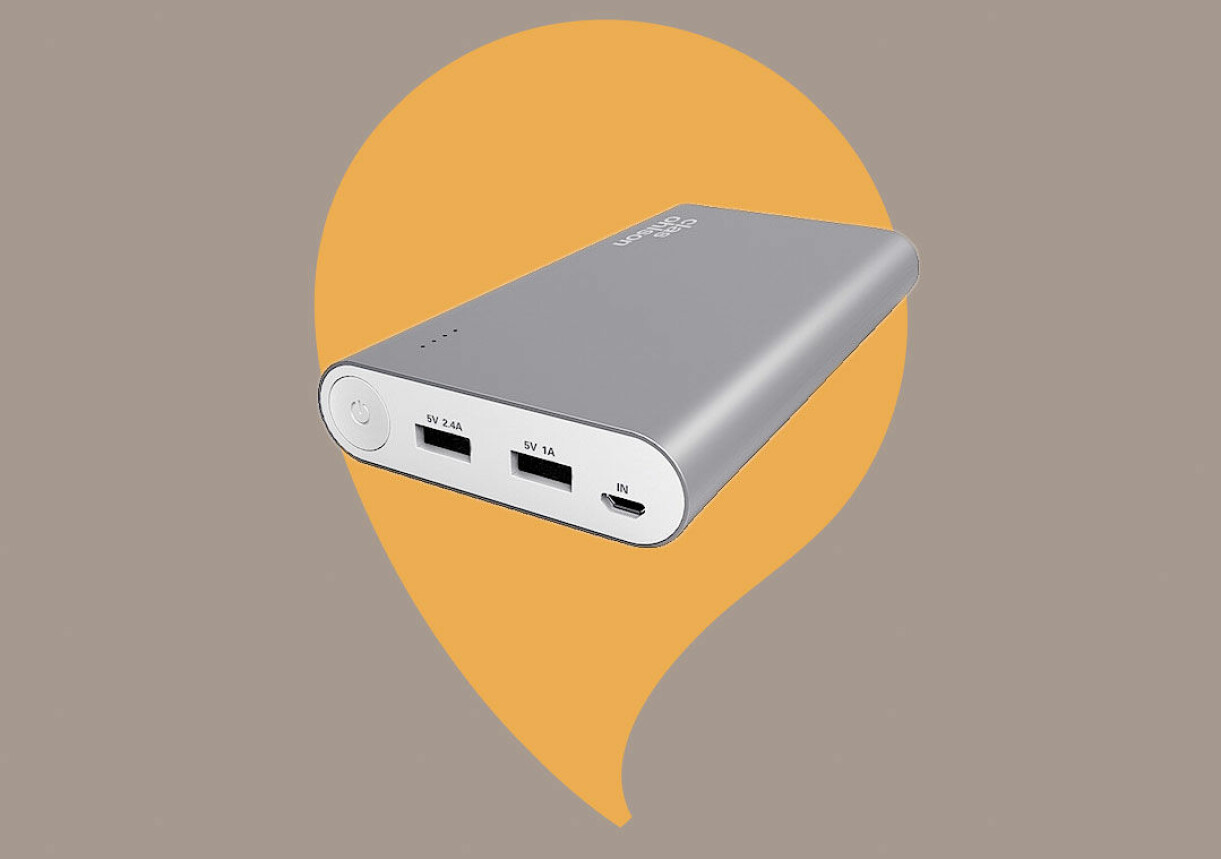 Stor powerbank från Clas Ohlson.