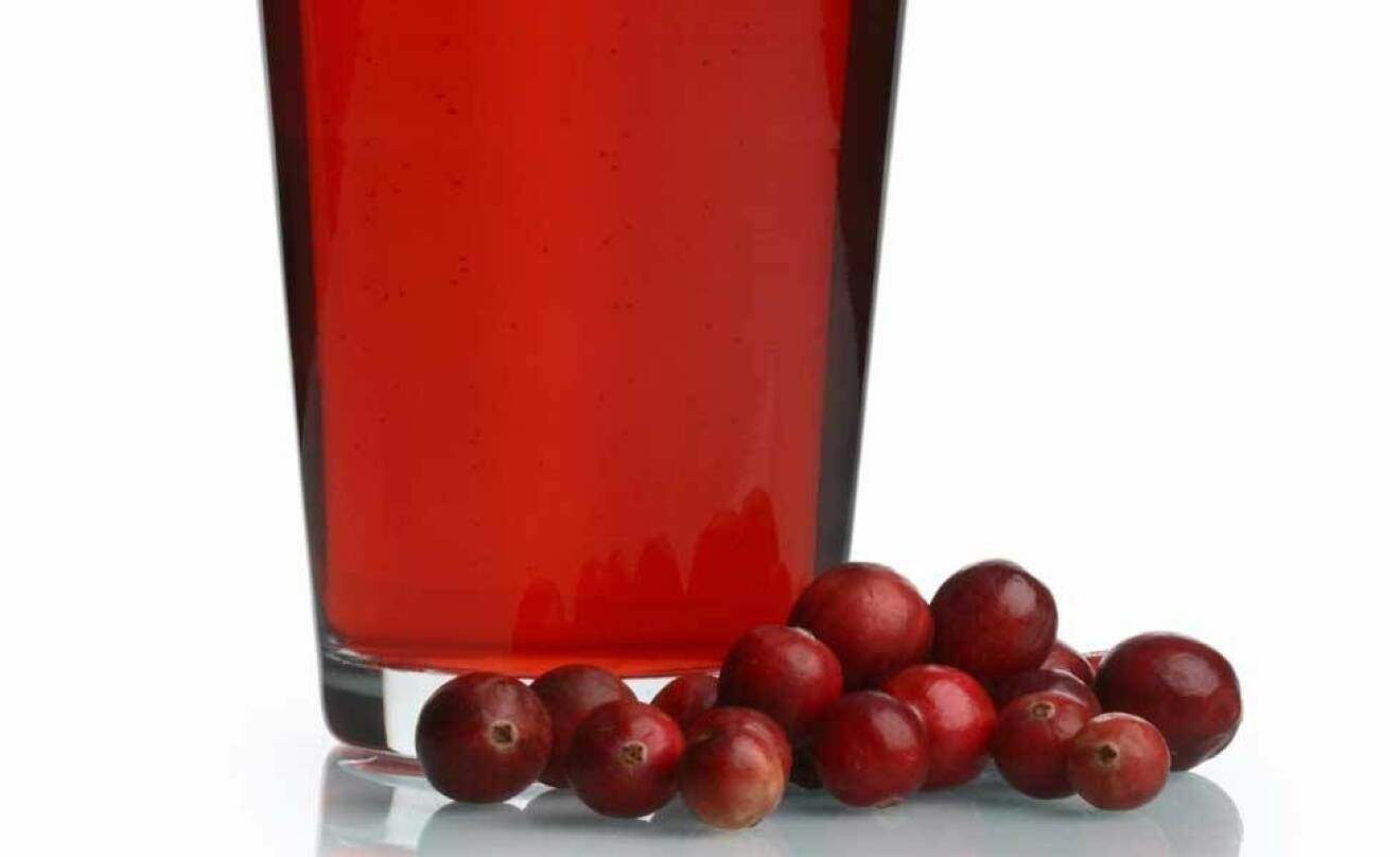 Tranbärsjuice, den klassiska hemmakuren mot urinvägsinfektion.