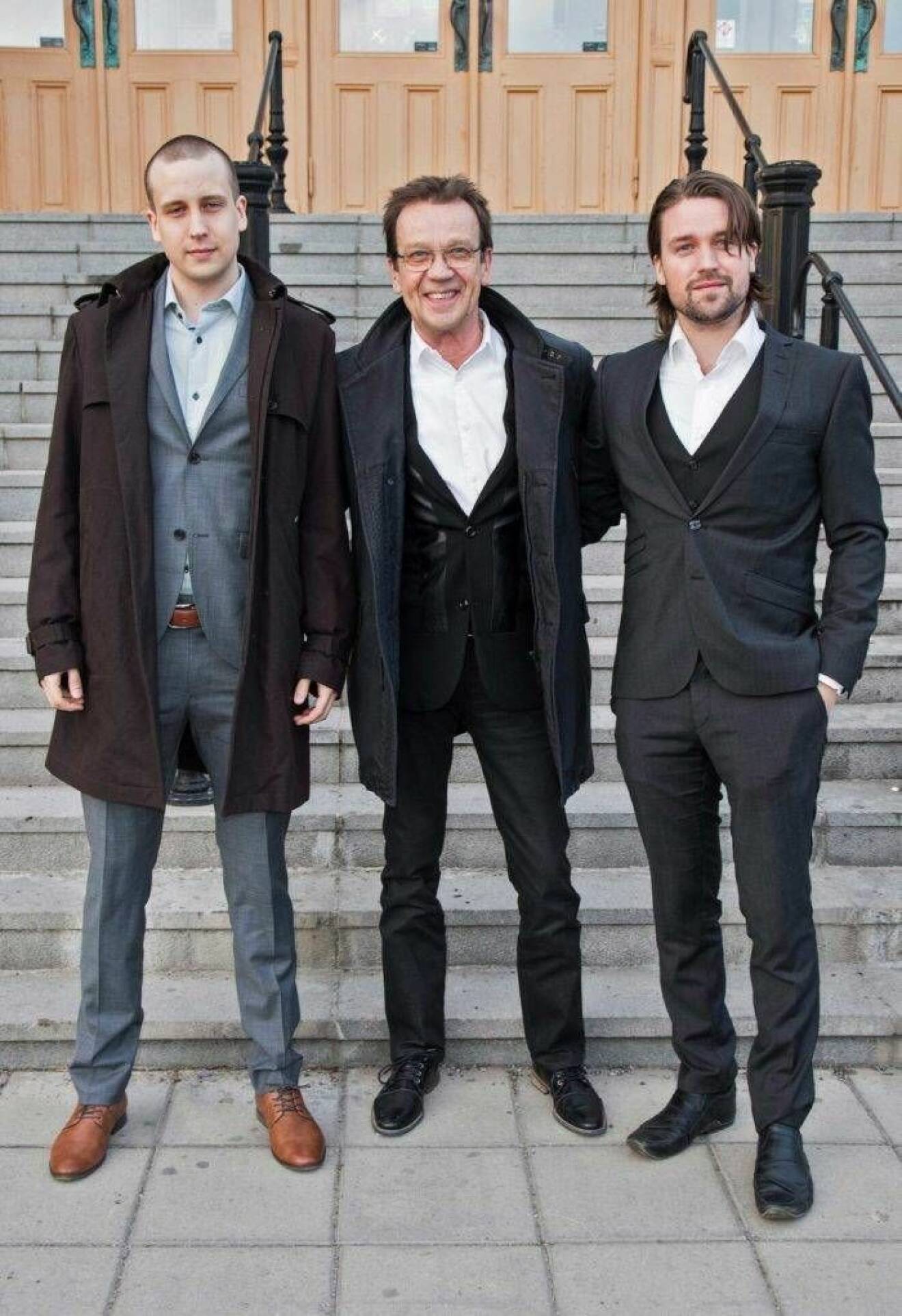 Björn Skifs 50 år som artist – här ihop med sönerna Oliver och Jonathan inför Björns överraskningsfest på 70-årsdagen