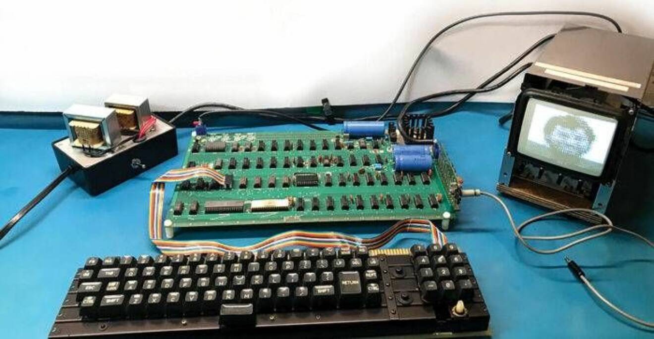 Arpnet uppfanns detta år, en föregångare till internet. Bilden visar dock en gammal dator.
