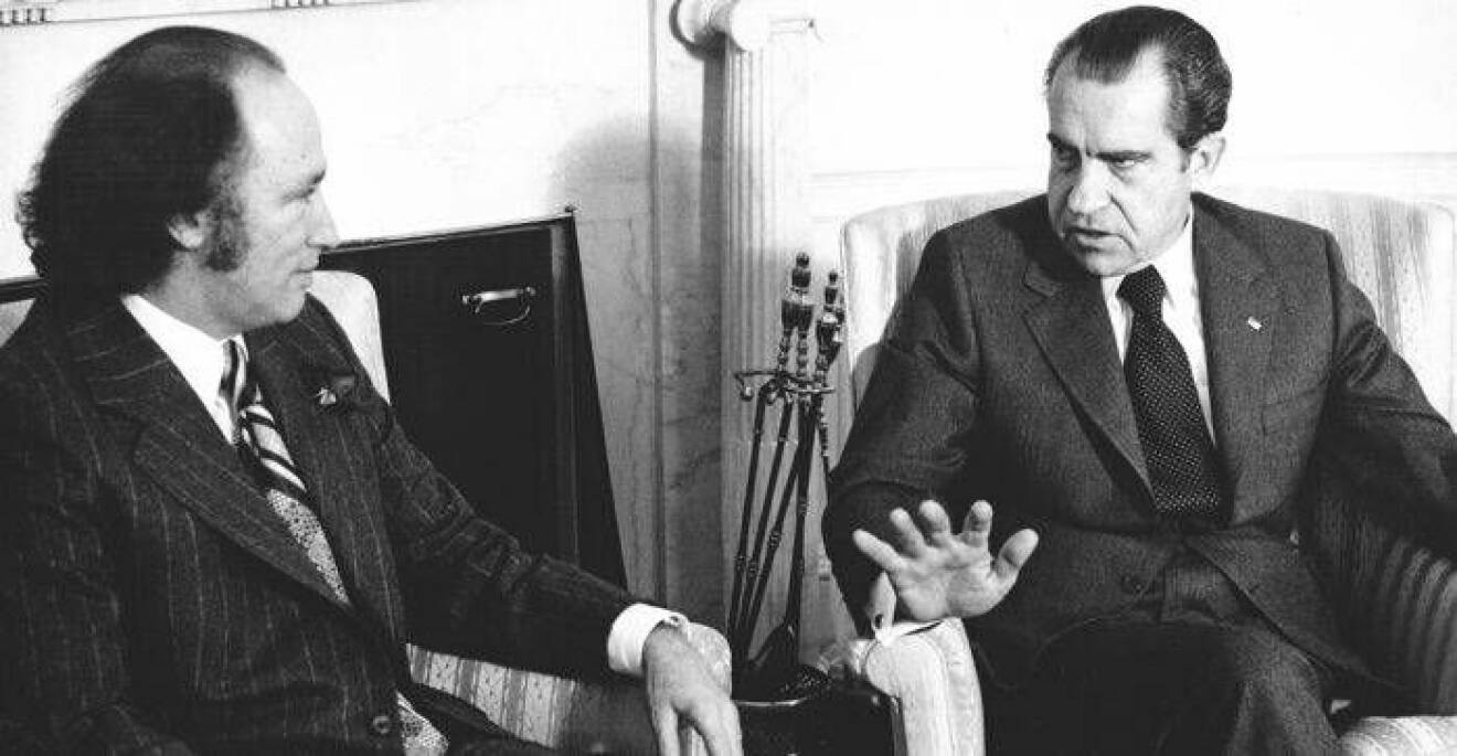Richard Nixon valdes till president, ovetandes om att han snart skulle tvingas att avgå.