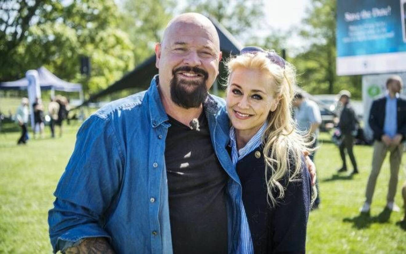 Anders Bagge och Johanna Lind har gift sig.