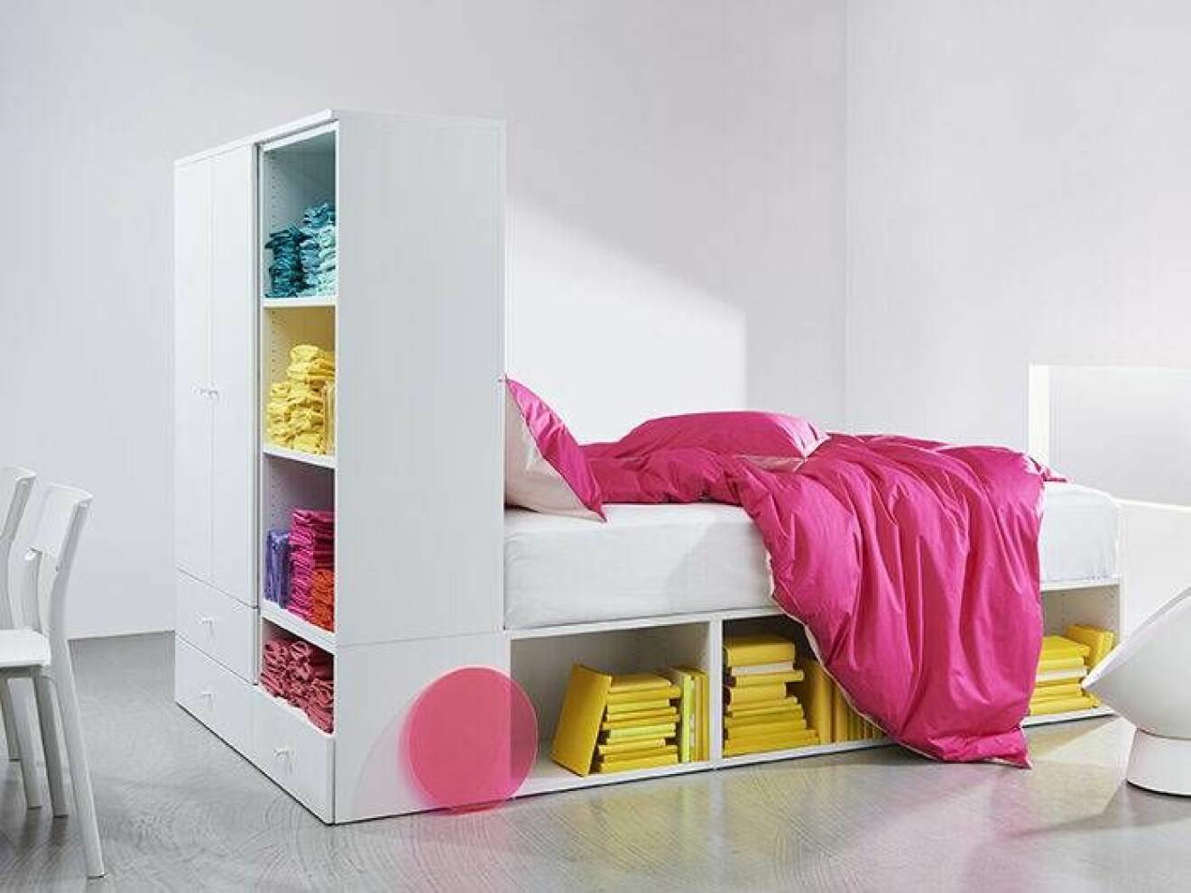 Compact living-säng med förvaring från Ikea, hösten 2019