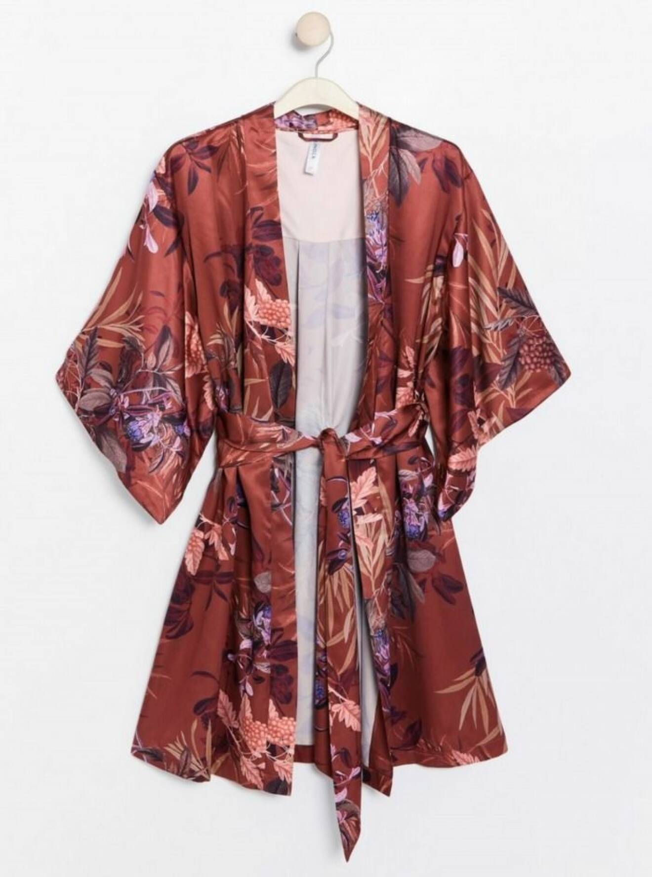 Mönstrad kimono från Lindex