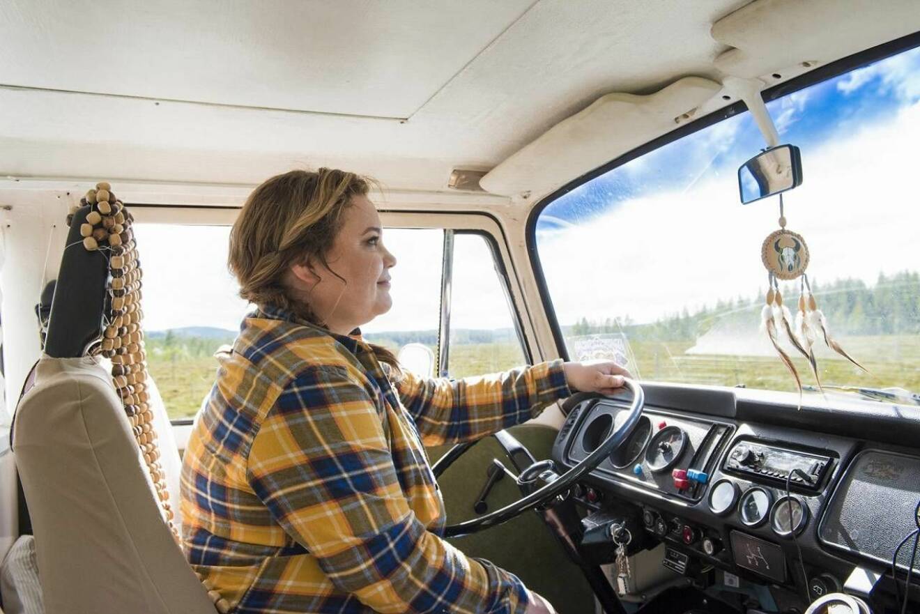 Tv-kocken Susanne Jonsson kör sin charmiga buss Hjördis