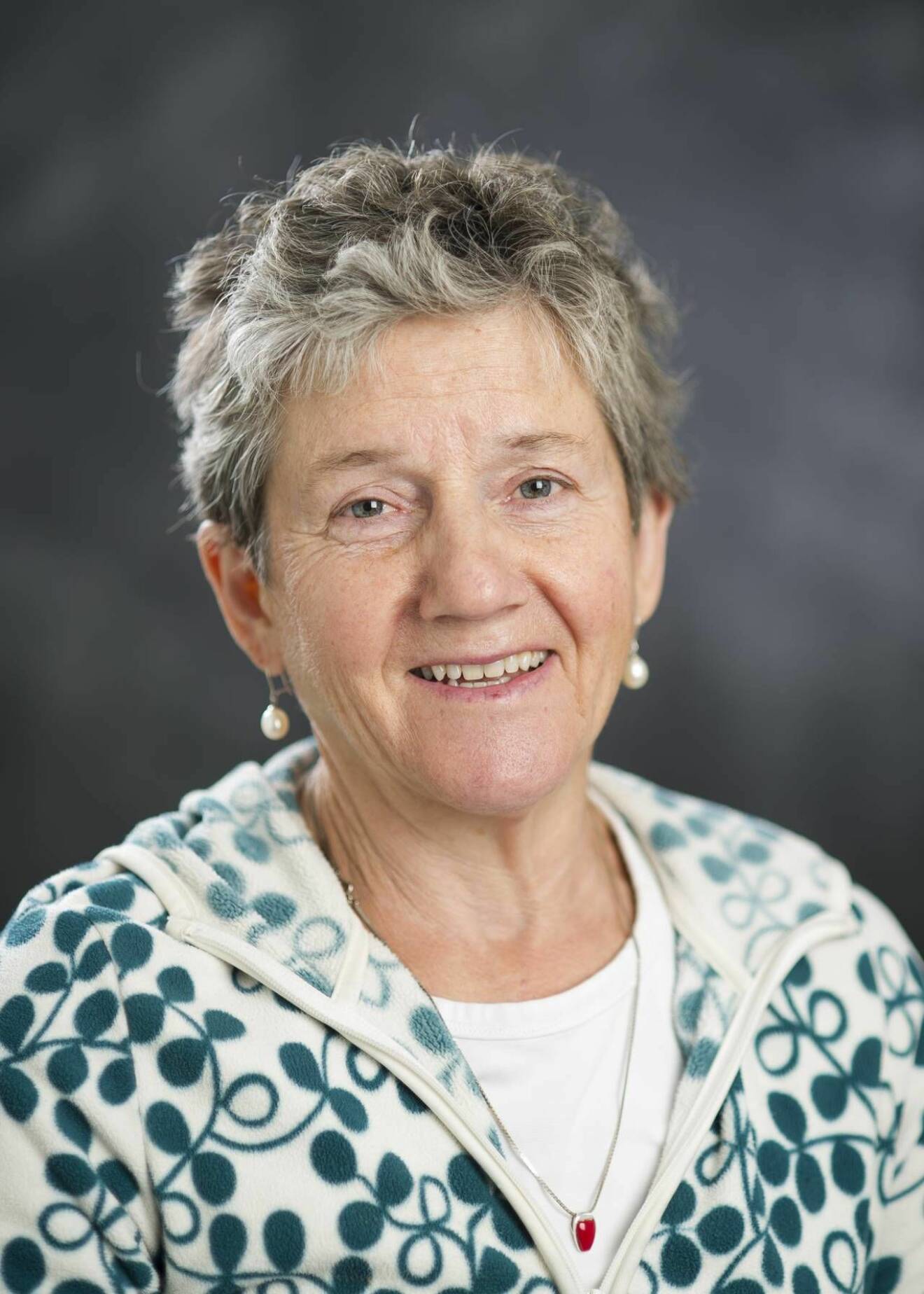 Elisabet Lidbrink, överläkare på bröstmottagningen vid Karolinska Universitetssjukhuset.
