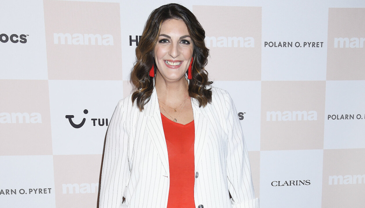 Soraya Lavasani bjuder på en nostalgisk tillbakablick på Instagram, när TV4 nu firar 30 år. Soraya Lavasani på Årets Mama-gala på restaurang Oaxen i Stockholm 2018.