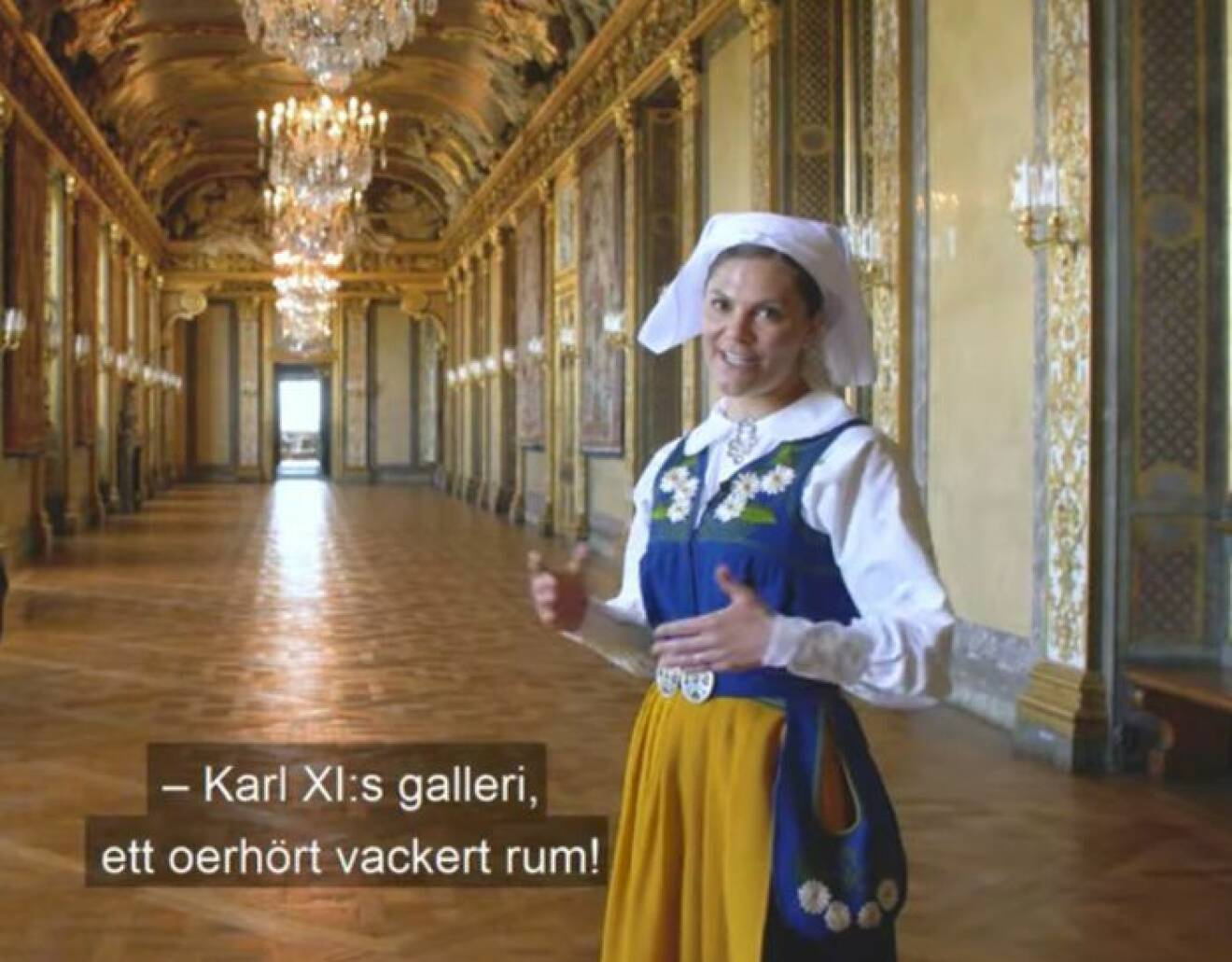 Kronprinsessan Victoria i Karl XI:s galleri på Stockholms slott.