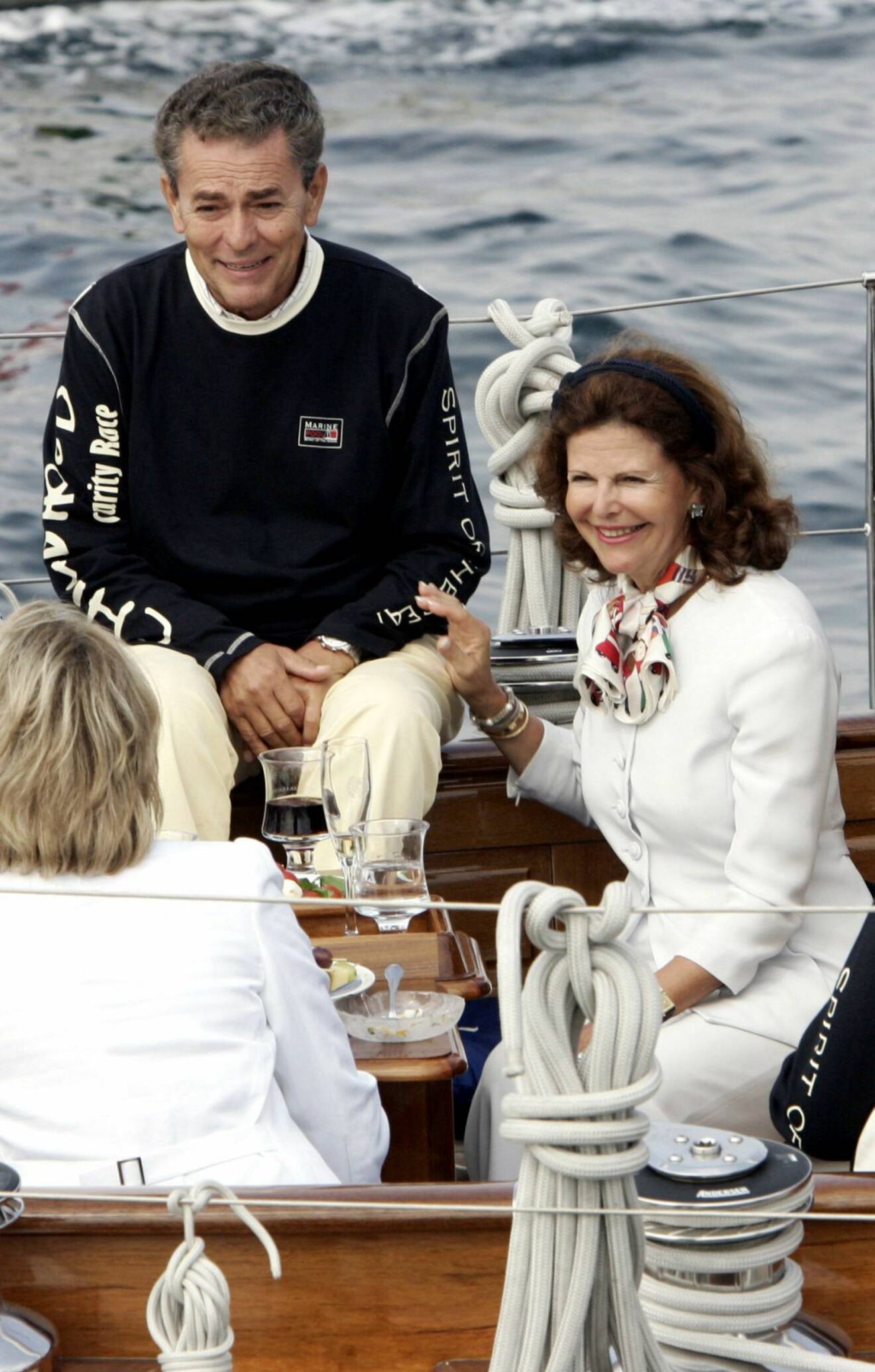 Silvia med sin bror Jörg Sommerlath.