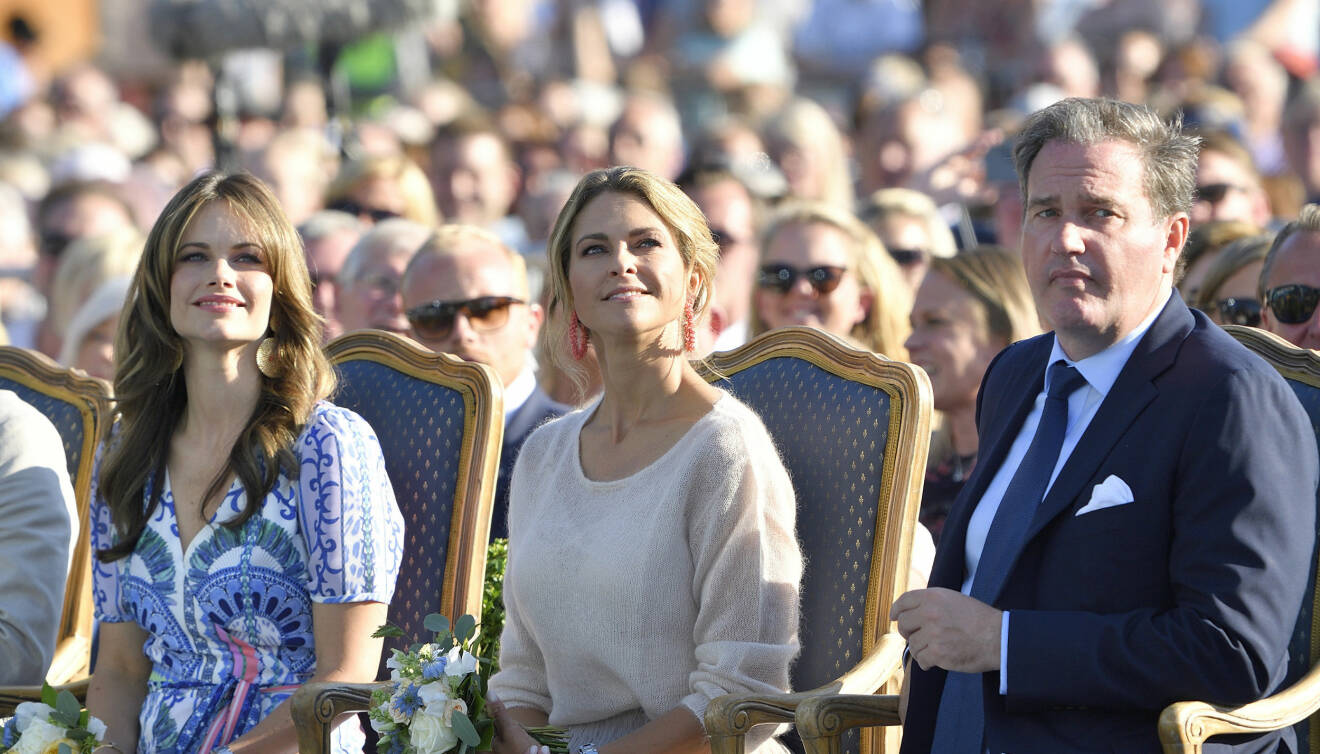 Prinsessan Sofia, Prinsessan Madeleine, Christopher O'Neill under firandet av Victoriadagen på Borgholms idrottsplats, Borgholm, Öland, 2019.