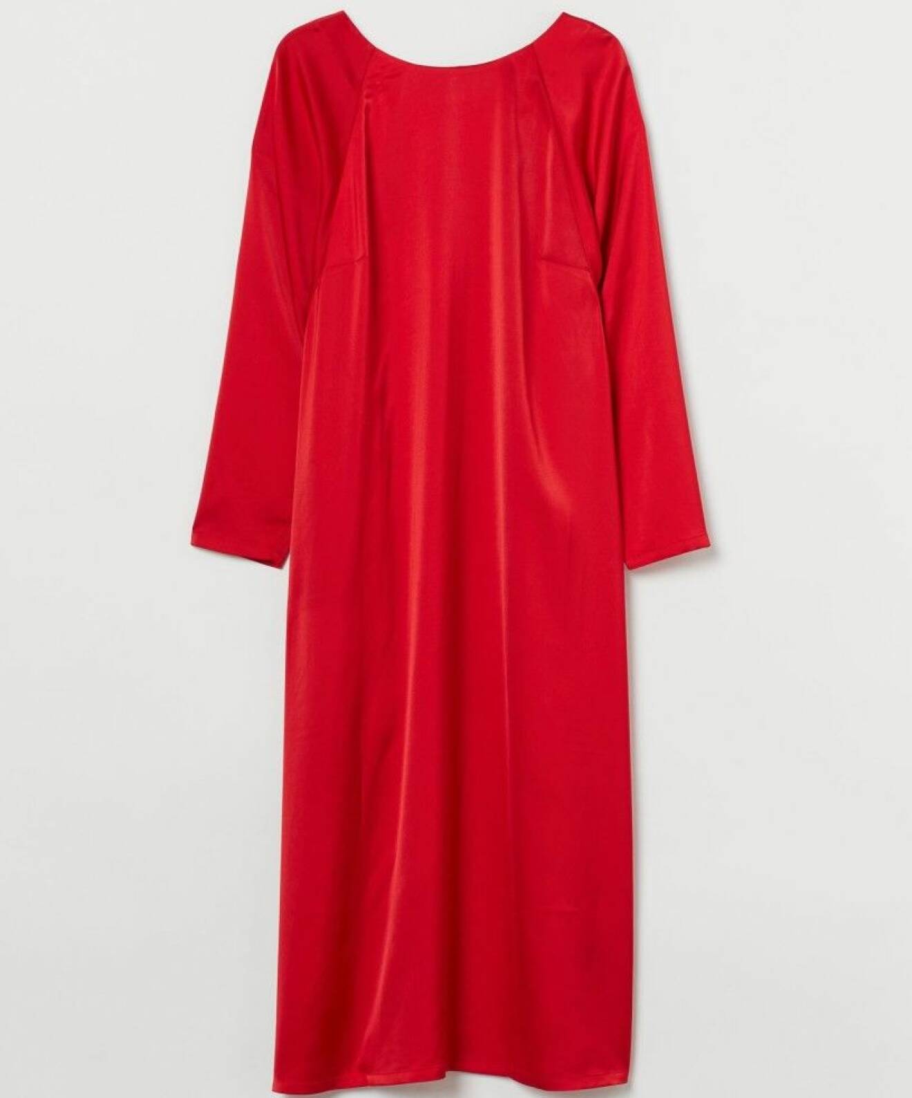 Röd klänning från H&amp;M.