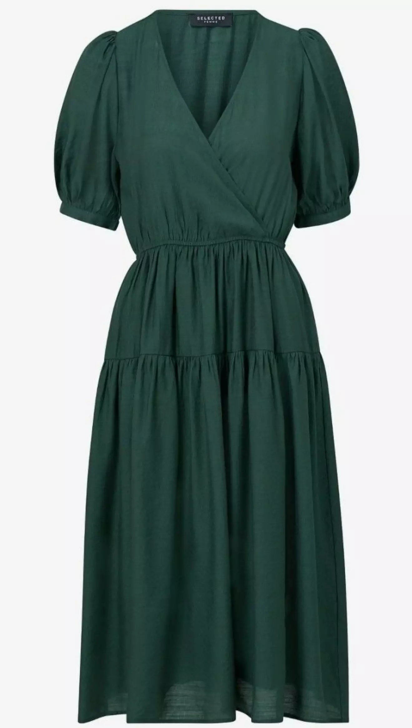 Grön klänning med omlottliv.