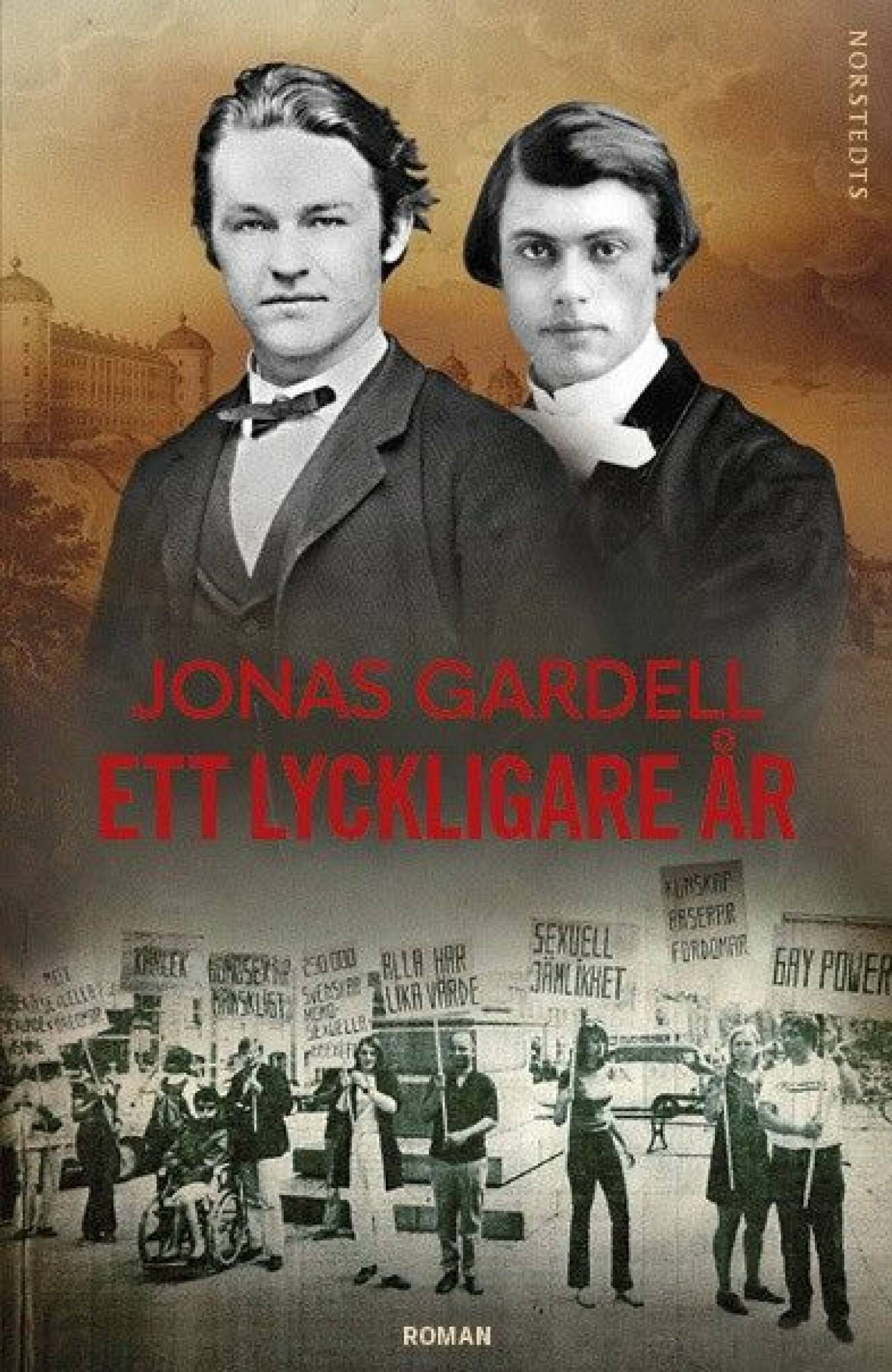 Jonas Gardell är aktuell med den historiska romanen Ett lyckligare år, om homosexuell frigörelse.