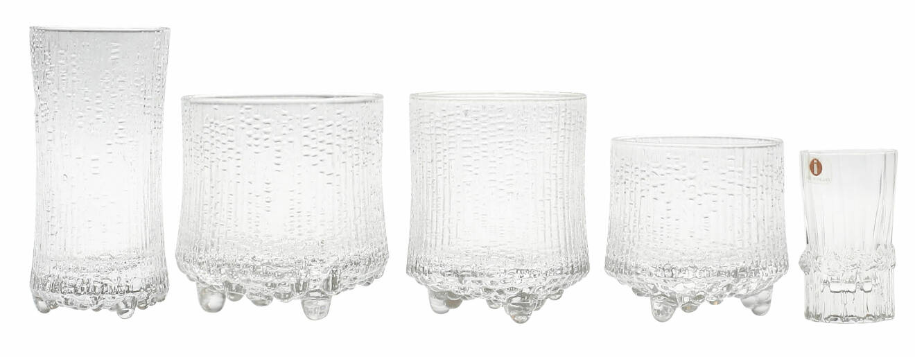 Fem glas i Tapio Wirkkalas glasservis-serie Ultima Thula.