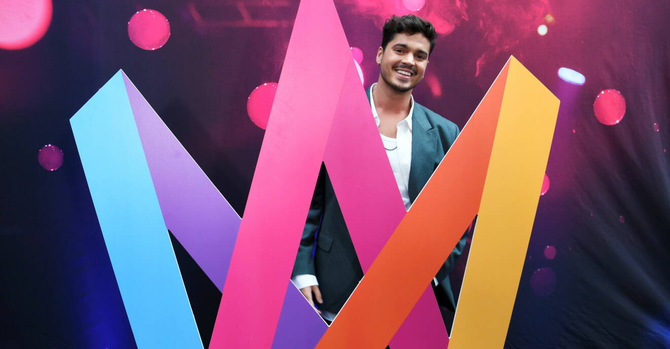 Oscar Zia är programledare för Melodifestivalen 2022