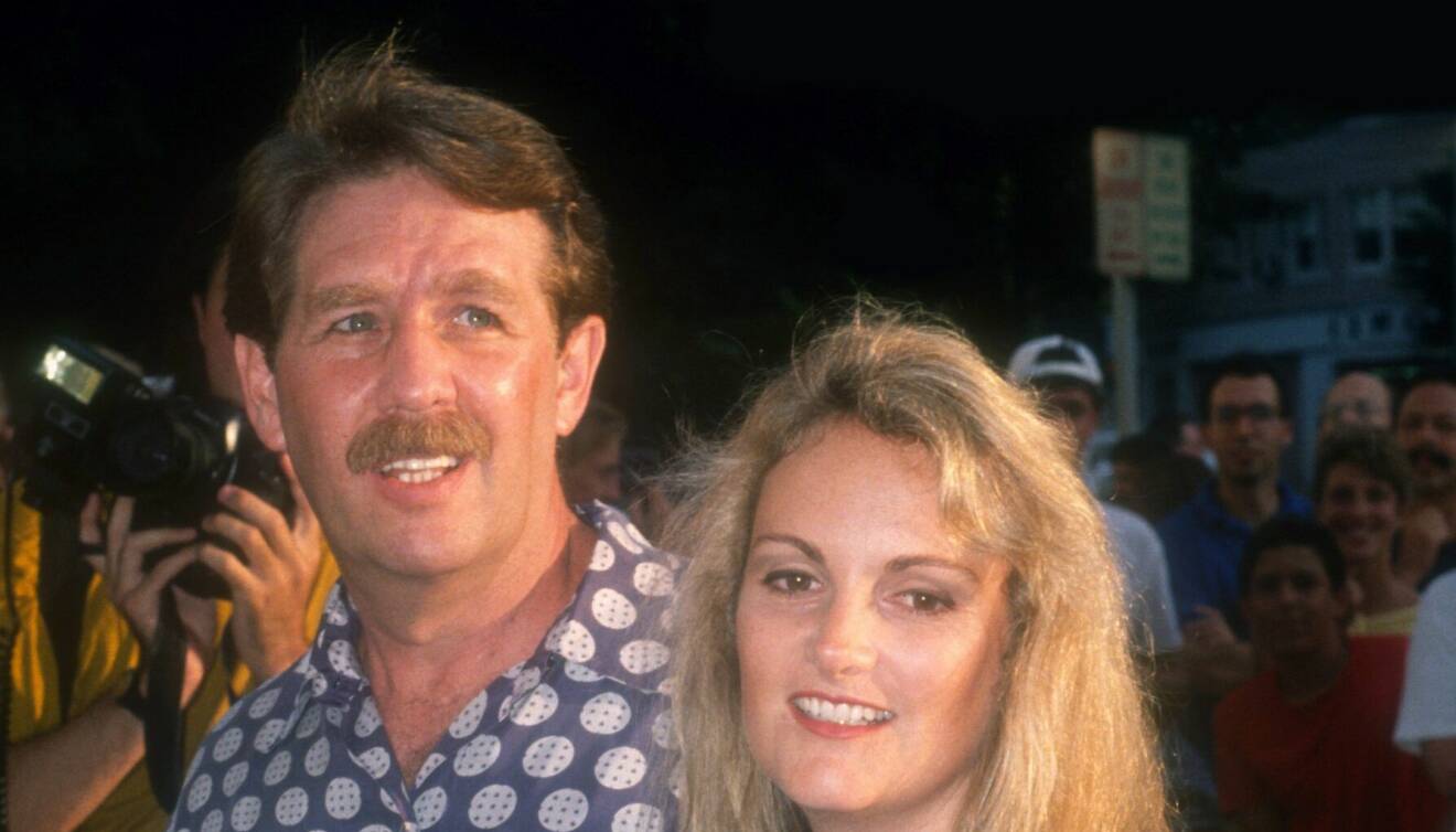Patty Hearst med maken Bernard 1988