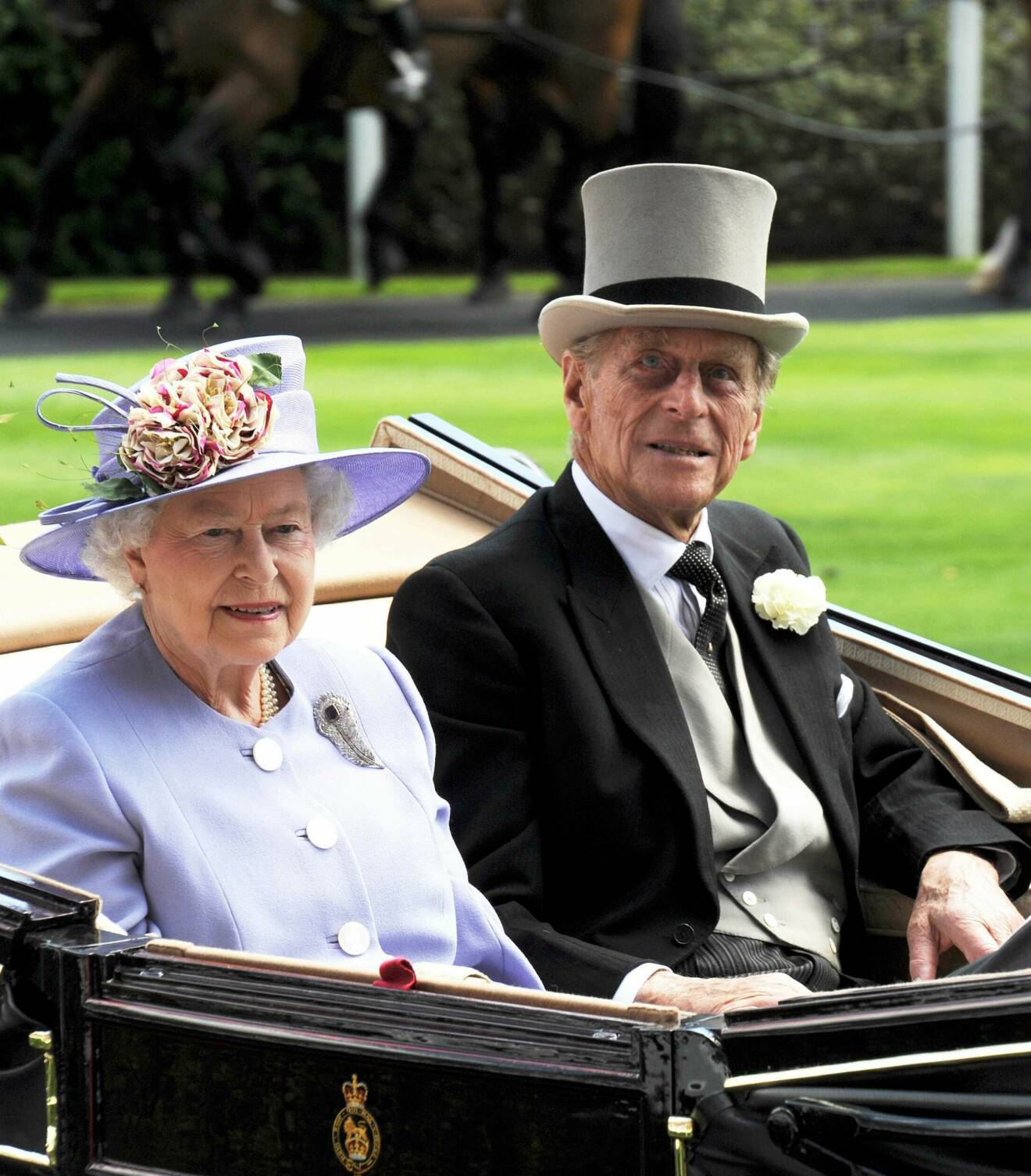 Drottning Elizabeth II och hennes make prins Philip hedrade de kungliga traditionerna och sov därför i separata sovrum.