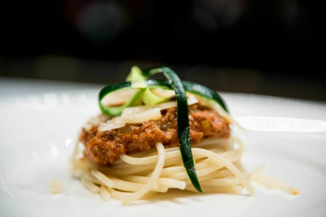 Kan du gissa vad denna bolognese är gjord av? Jo, färs baserad på mjölmask. Bolognese på mjölmask