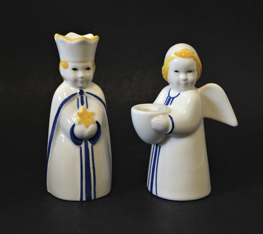 Ängeln och kungen från Aluminia/Royal Copenhagen är cirka 12cm höga. Lysekils Auktionsbyrå värderar paret till 700 kronor. En kung och en ängel i porslin.