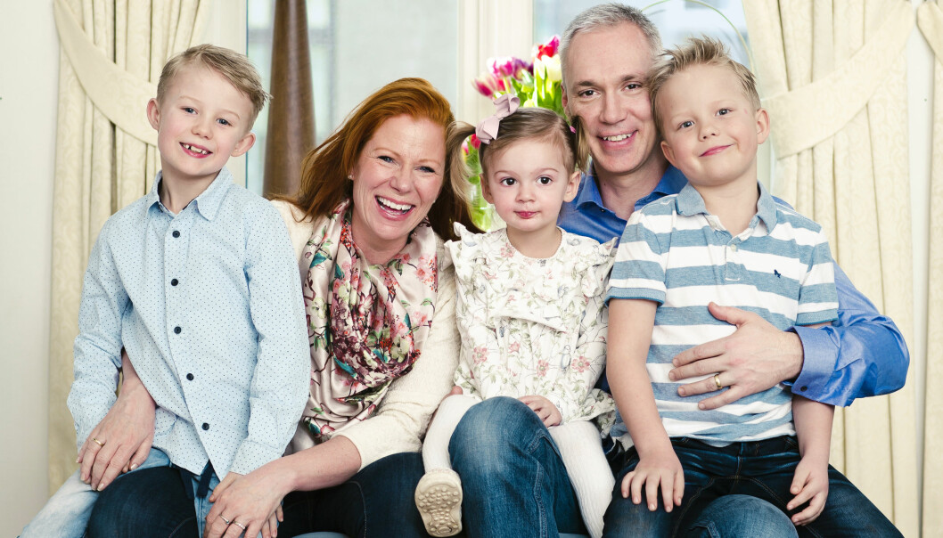 Jannike fick en familj till slut. Från vänster Max, Jannike, Minken, Roy och Melvin. Foto: Astrid Waller Jannike med familjen