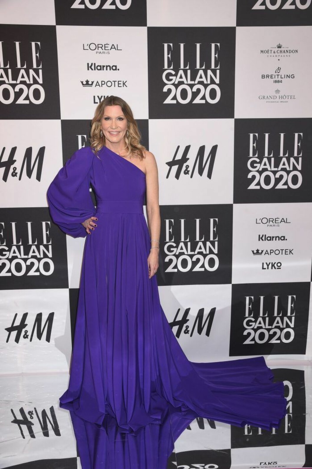 Jenny Alversjö på Elle-galan. Jenny Alversjö på Elle-galan 2020.