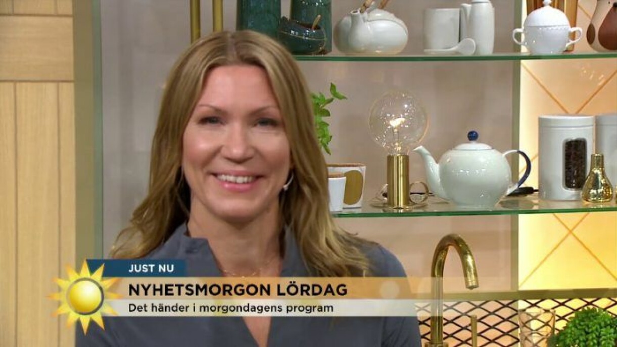 Jenny Alversjö är en av <em>Nyhetsmorgons</em> mest omtyckta programledare. Jenny Alversjö i Nyhetsmorgon på TV4.