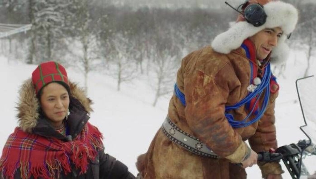 I Mittådalen får programledarduon även träffa Jon Henrik Fjällgrens syster. Foto: TV6 jon henrik fjällgren familj